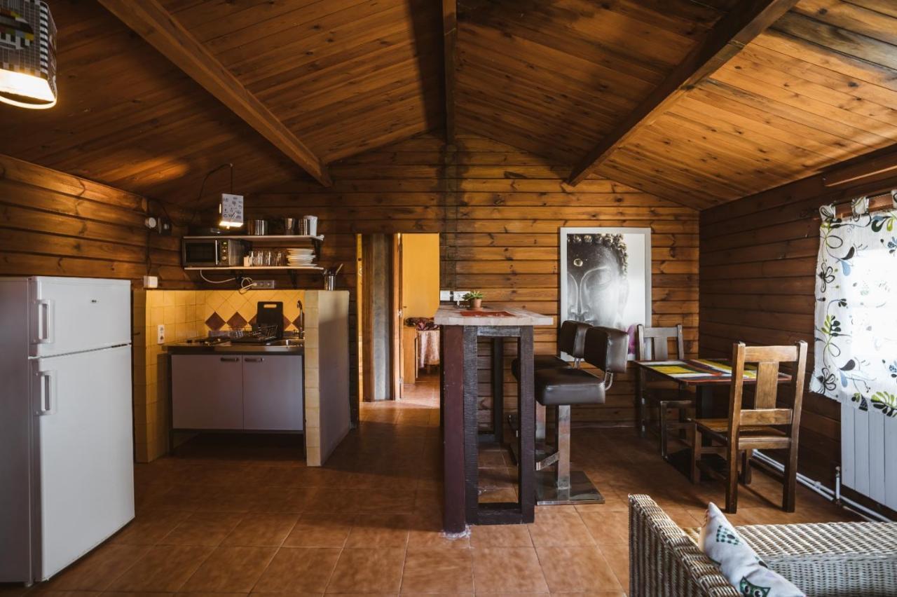 Fuente Del Lobo Glamping & Bungalows - Adults Only Pinos Genil Bagian luar foto