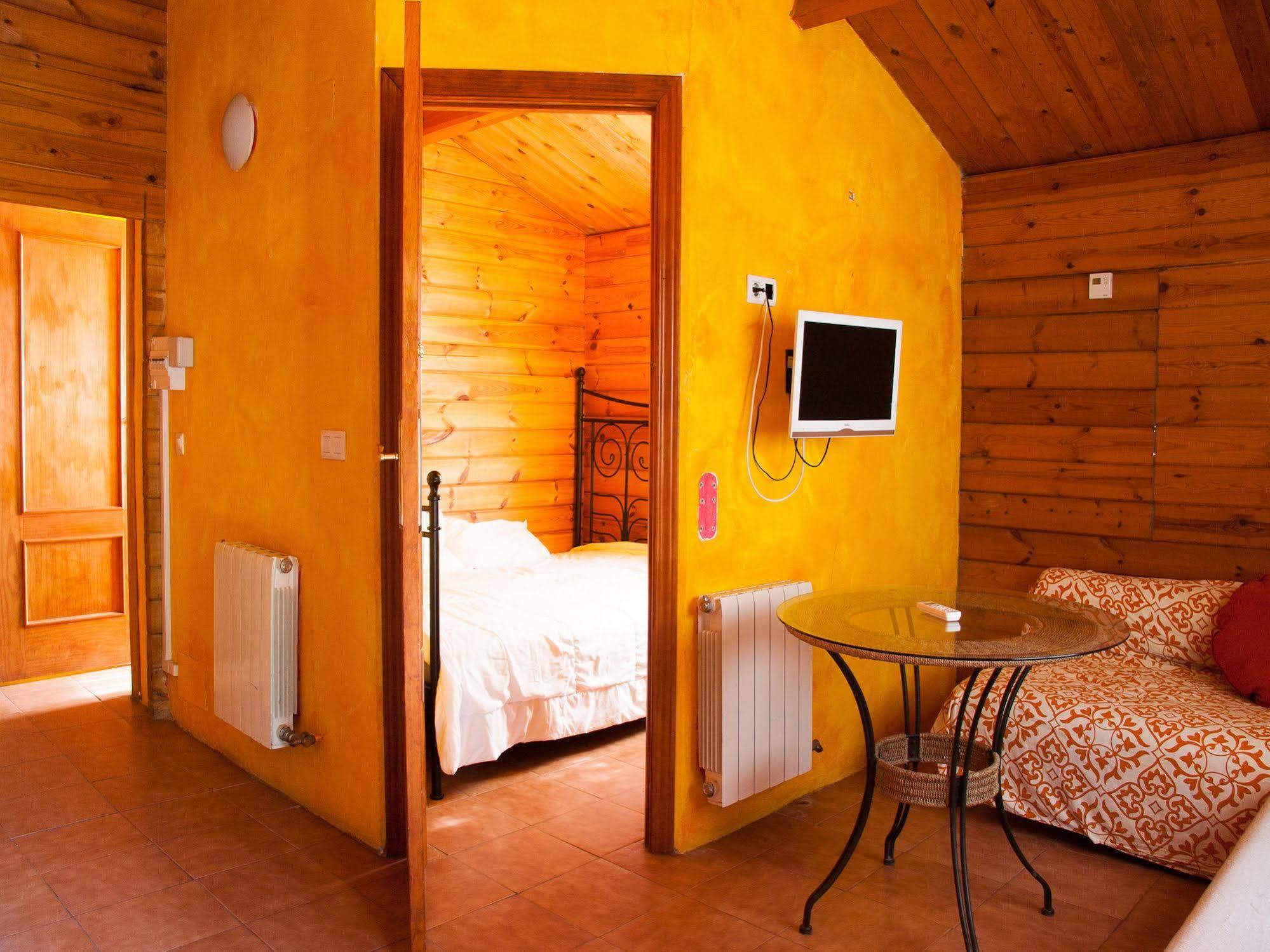 Fuente Del Lobo Glamping & Bungalows - Adults Only Pinos Genil Bagian luar foto